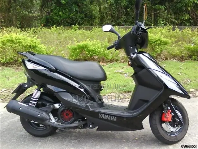 Yamaha 2020 Black