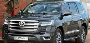 Toyota Land Cruiser 4.0 V6 GX 2013 Gray
