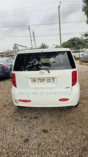 Scion xB 2014 White
