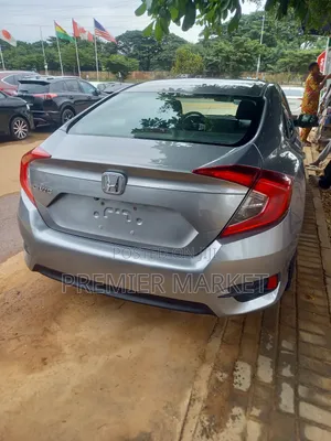 Honda Civic EX-L Sedan 2018 Gray