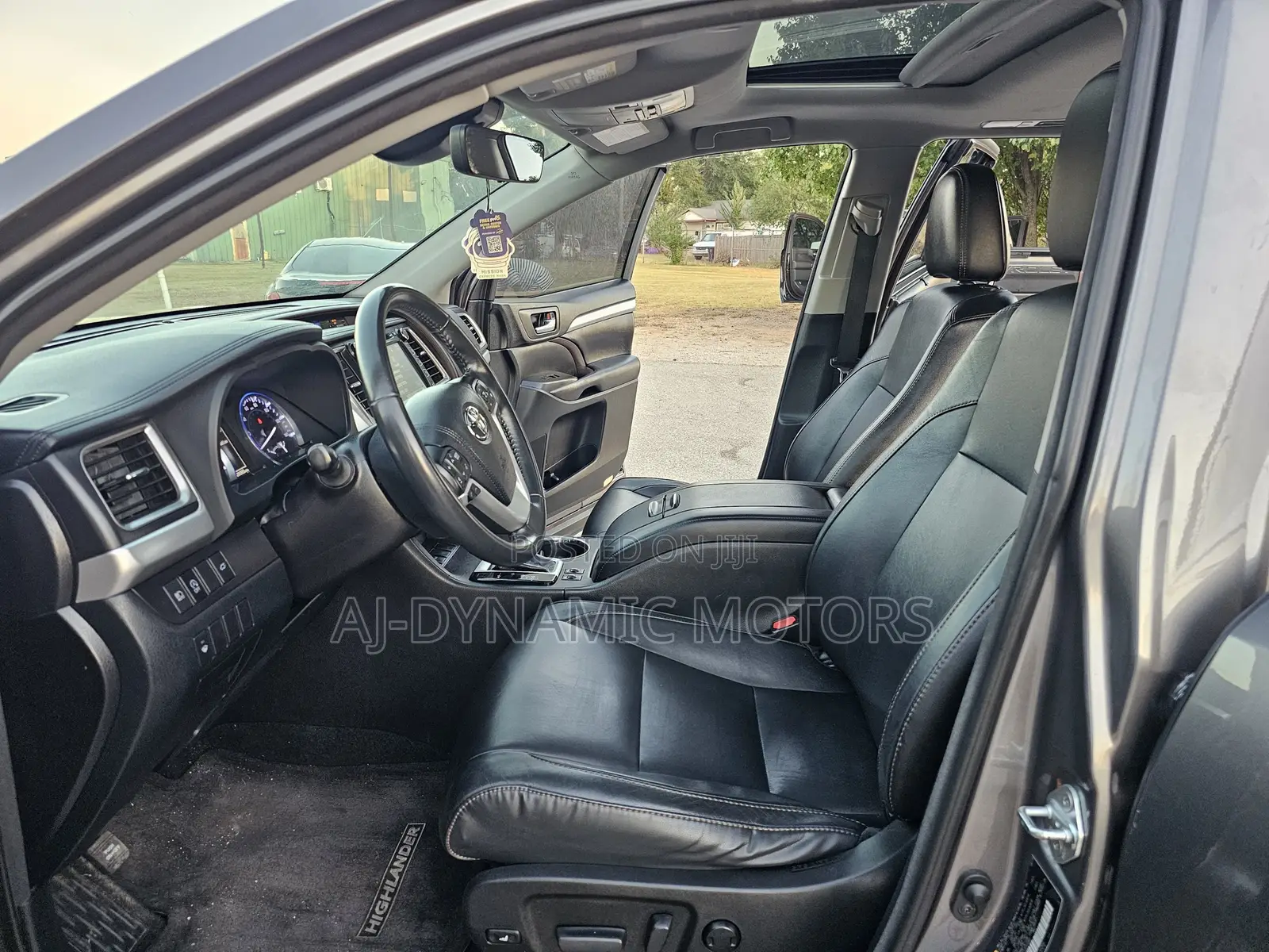 Toyota Highlander LE 4x2 V6 (3.5L 6cyl 8A) 2018 Burgundy