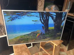 Philips Ultra HD Smart TV (49)