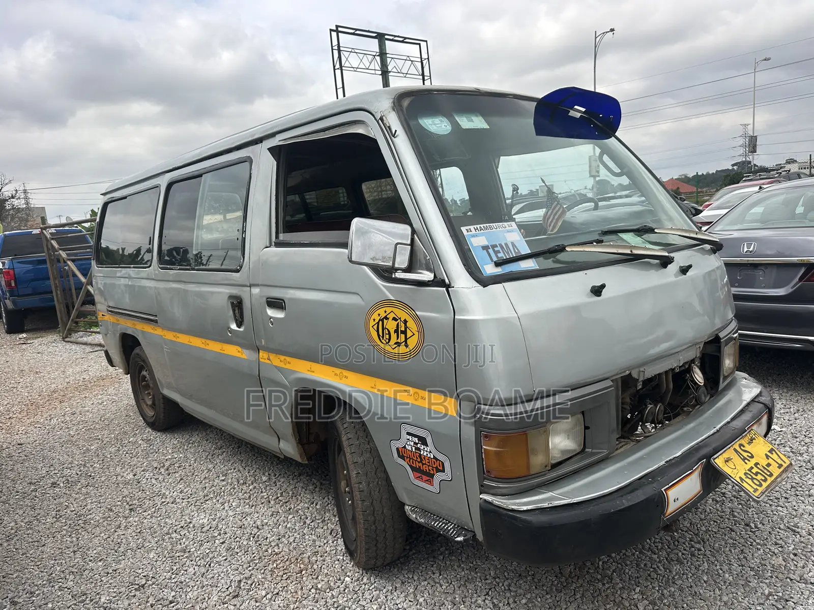 Nissan Caravan (Urvan) 2000
