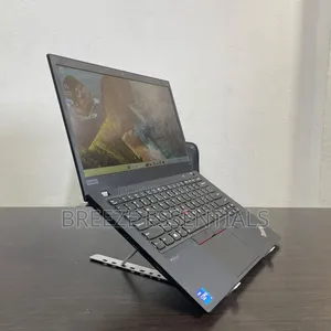 Laptop Lenovo ThinkPad T14s Gen 2 16GB Intel Core i7 SSD 512GB