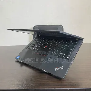Laptop Lenovo ThinkPad T14s Gen 2 16GB Intel Core i7 SSD 512GB