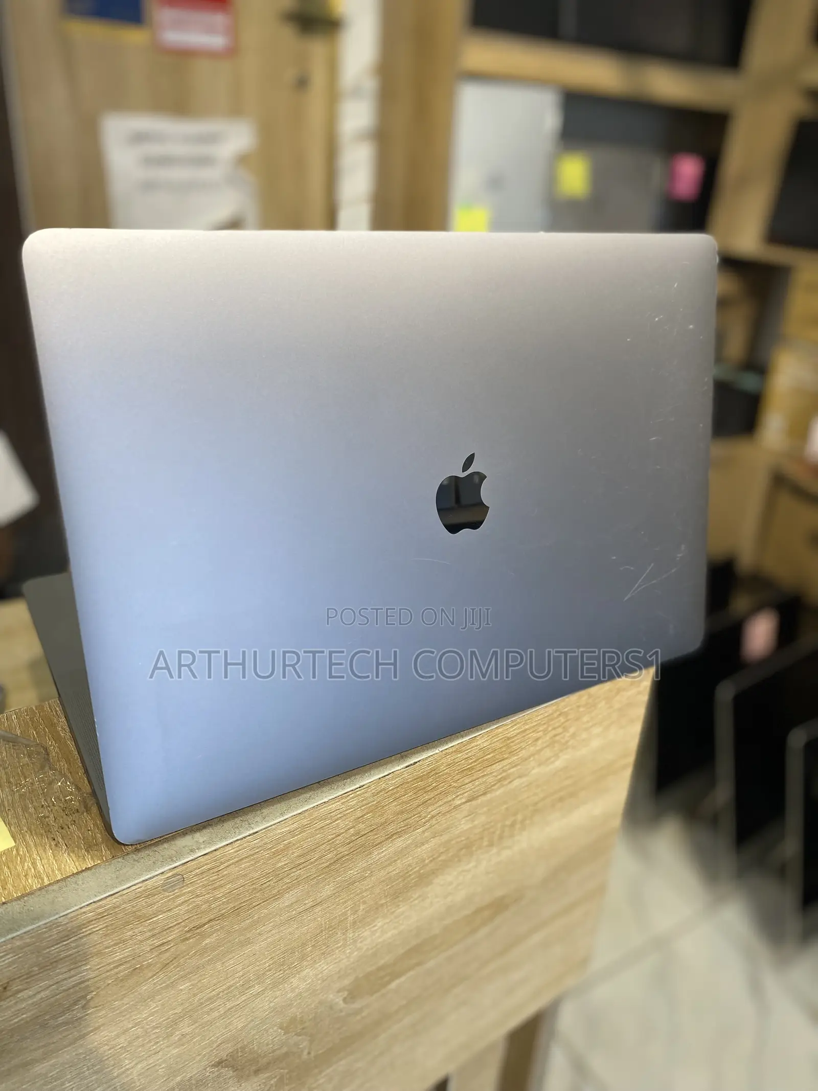 Laptop Apple MacBook Pro 2019 32GB Intel Core i7 SSD 1T