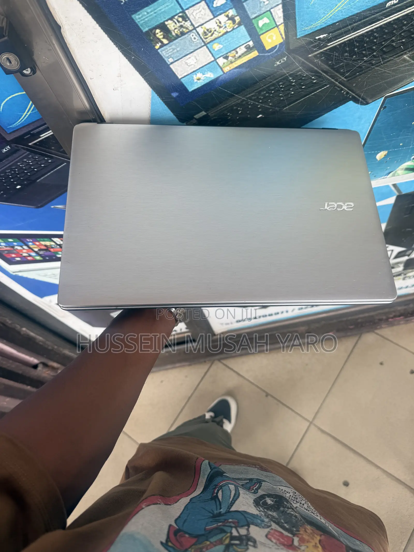 Laptop Acer Aspire E5-571 4GB Intel Core i3 HDD 500GB