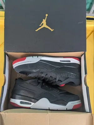 Air Jordan 4 Rm(size 39)