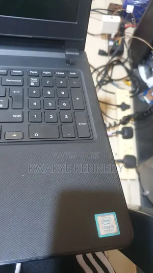 Laptop Dell Vostro 15 5000 4GB Intel Core i5 HDD 320GB