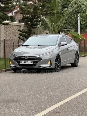 Hyundai Elantra SEL 2020 Green
