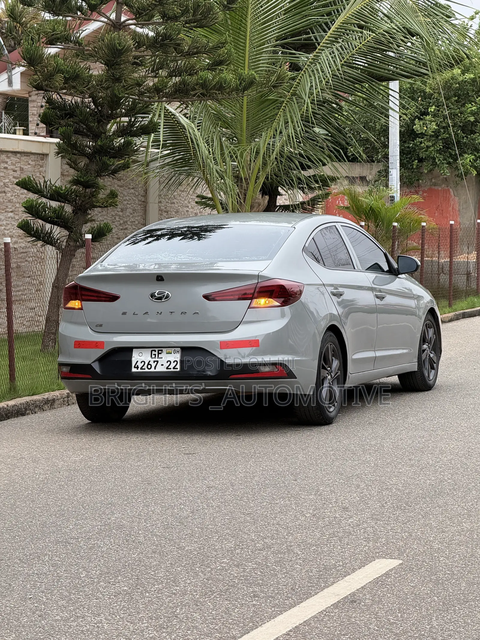 Hyundai Elantra SEL 2020 Green