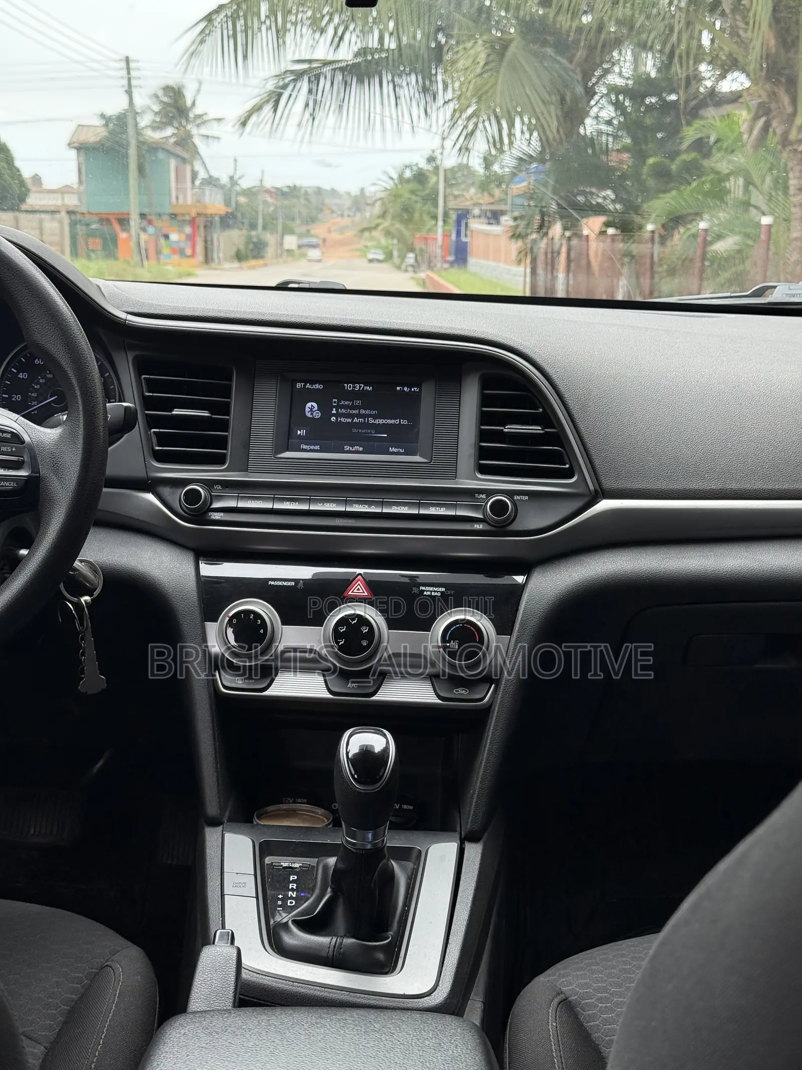 Hyundai Elantra SEL 2020 Green