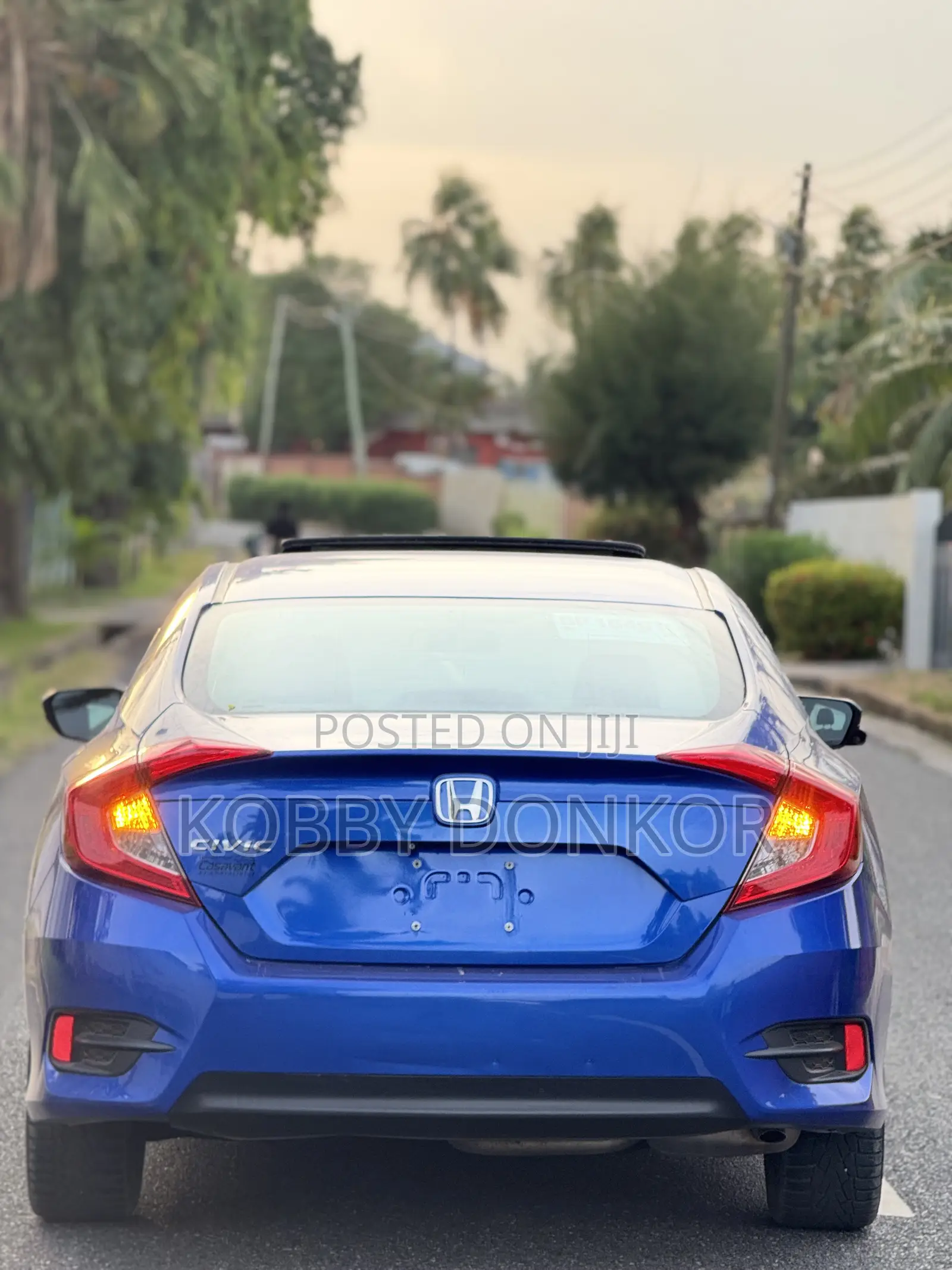 Honda Civic EX 4dr Sedan (2.0L 4cyl) 2017 Blue