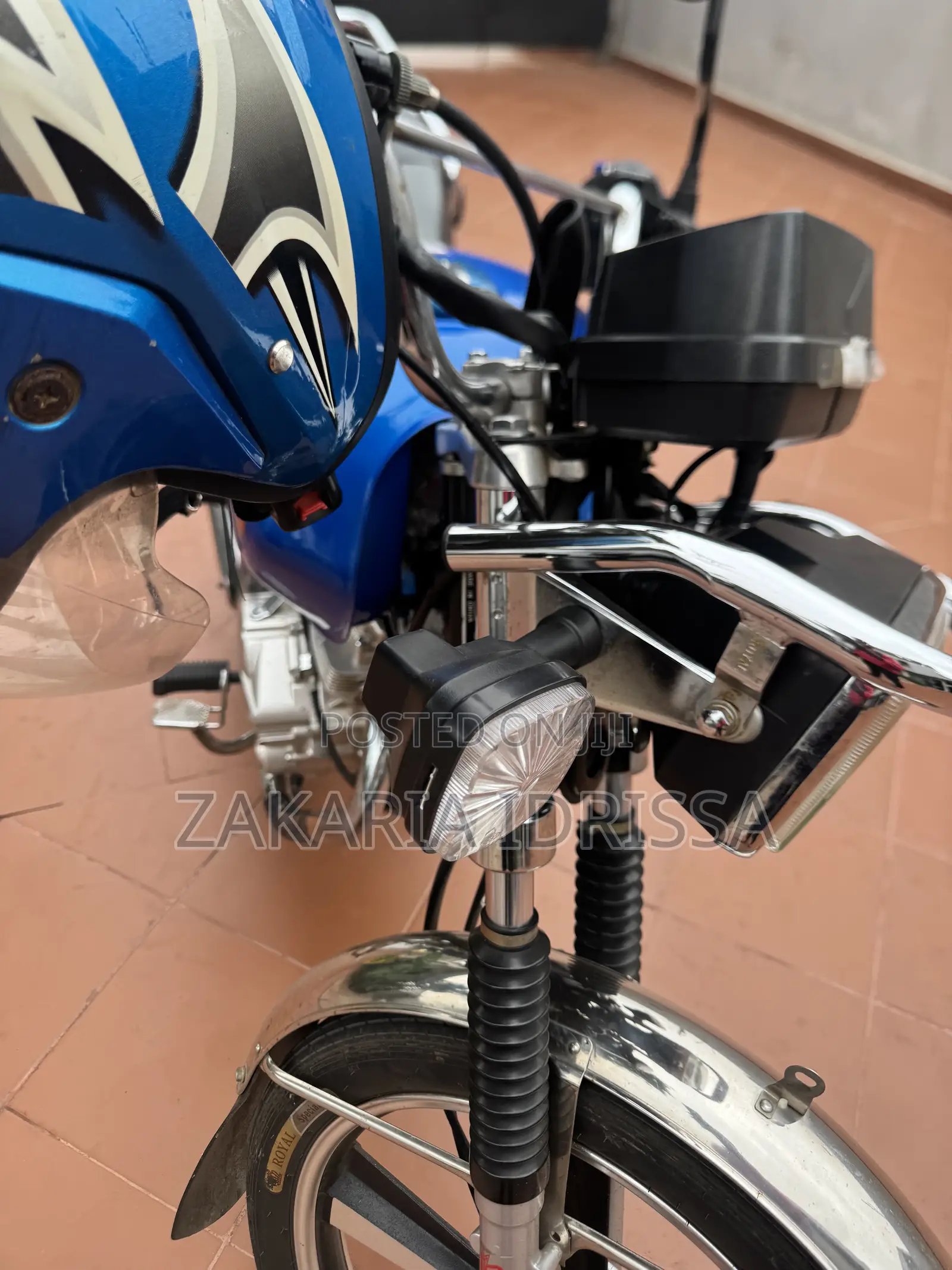 New Royal RY125 2026 Blue