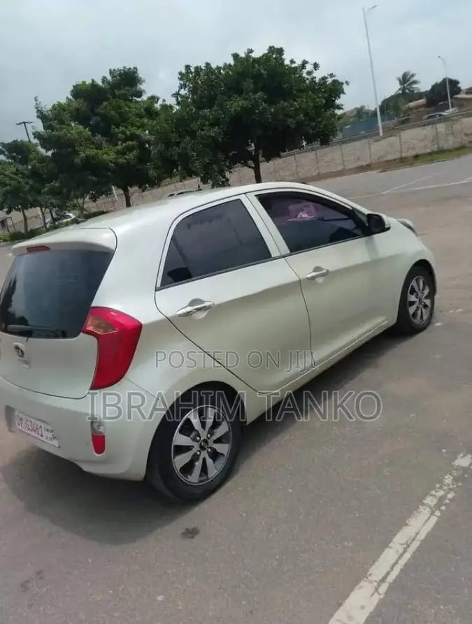 Hyundai Accent 2015 White