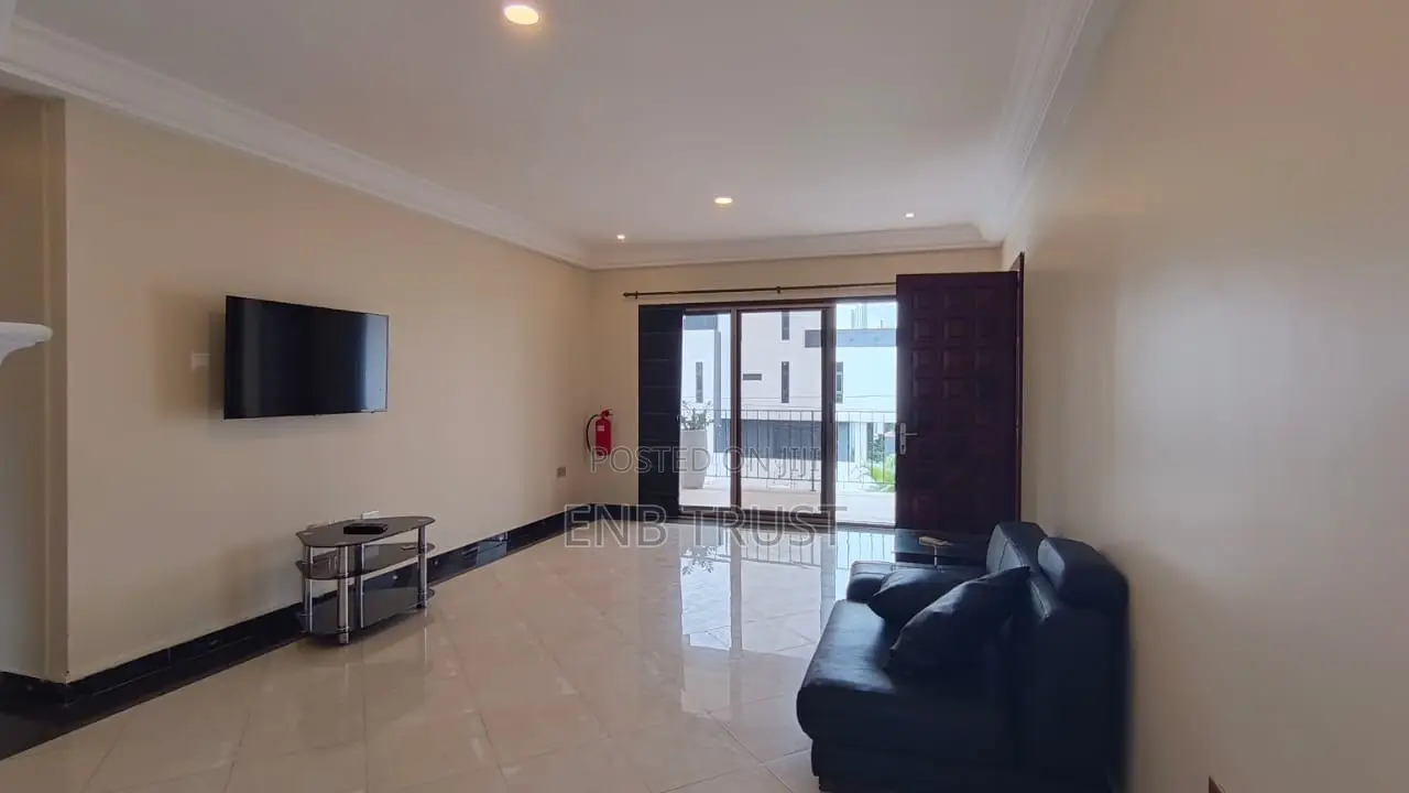 12bdrm Duplex in East Legon, A&C Mall Area for rent