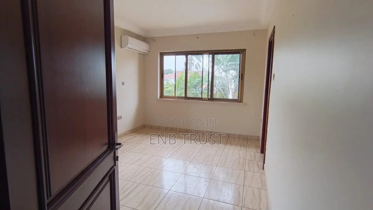 12bdrm Duplex in East Legon, A&C Mall Area for rent
