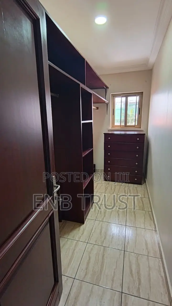 12bdrm Duplex in East Legon, A&C Mall Area for rent