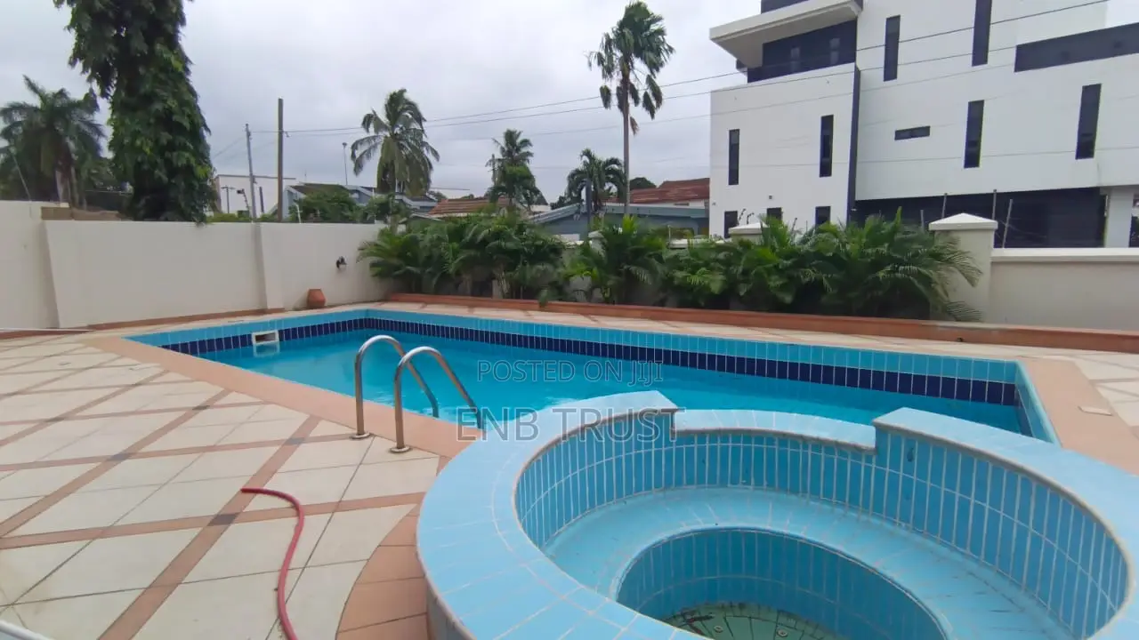 12bdrm Duplex in East Legon, A&C Mall Area for rent