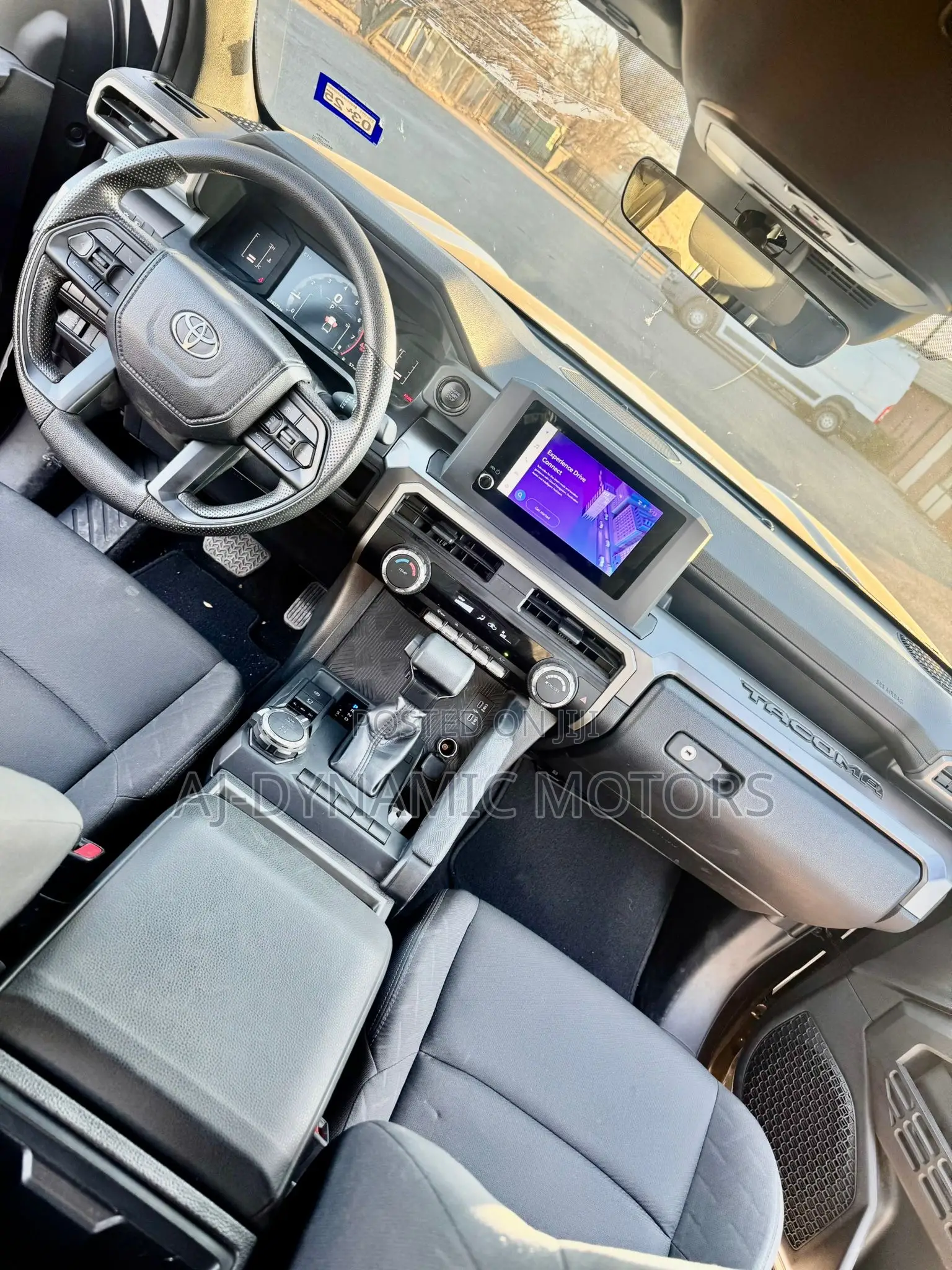 Toyota Tacoma SR5 Double Cab 5' Bed AT 2024 Gray