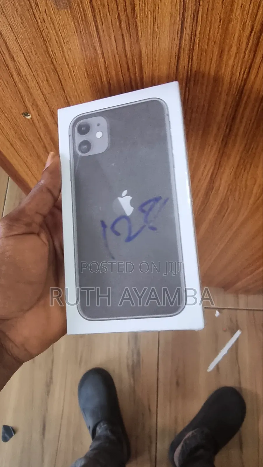New Apple iPhone 11 128 GB Black
