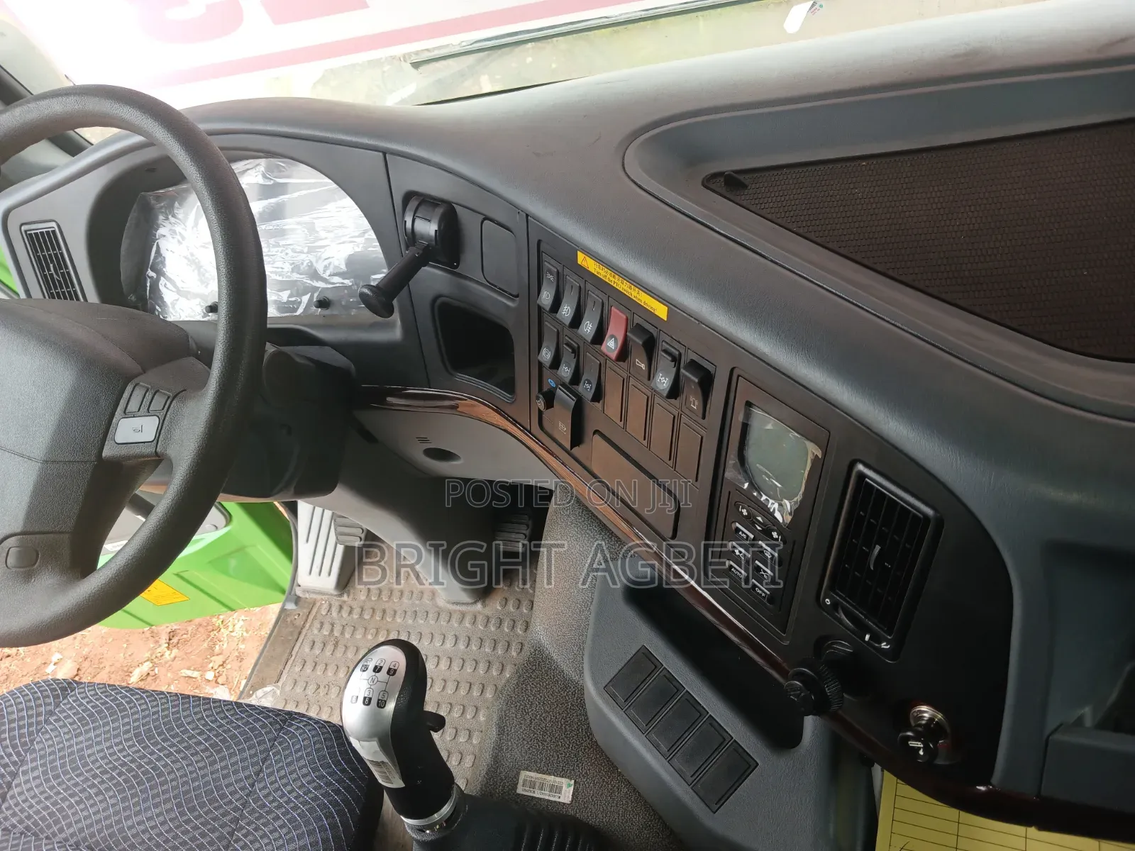 371 HP Sinotruck Howo Dump Truck