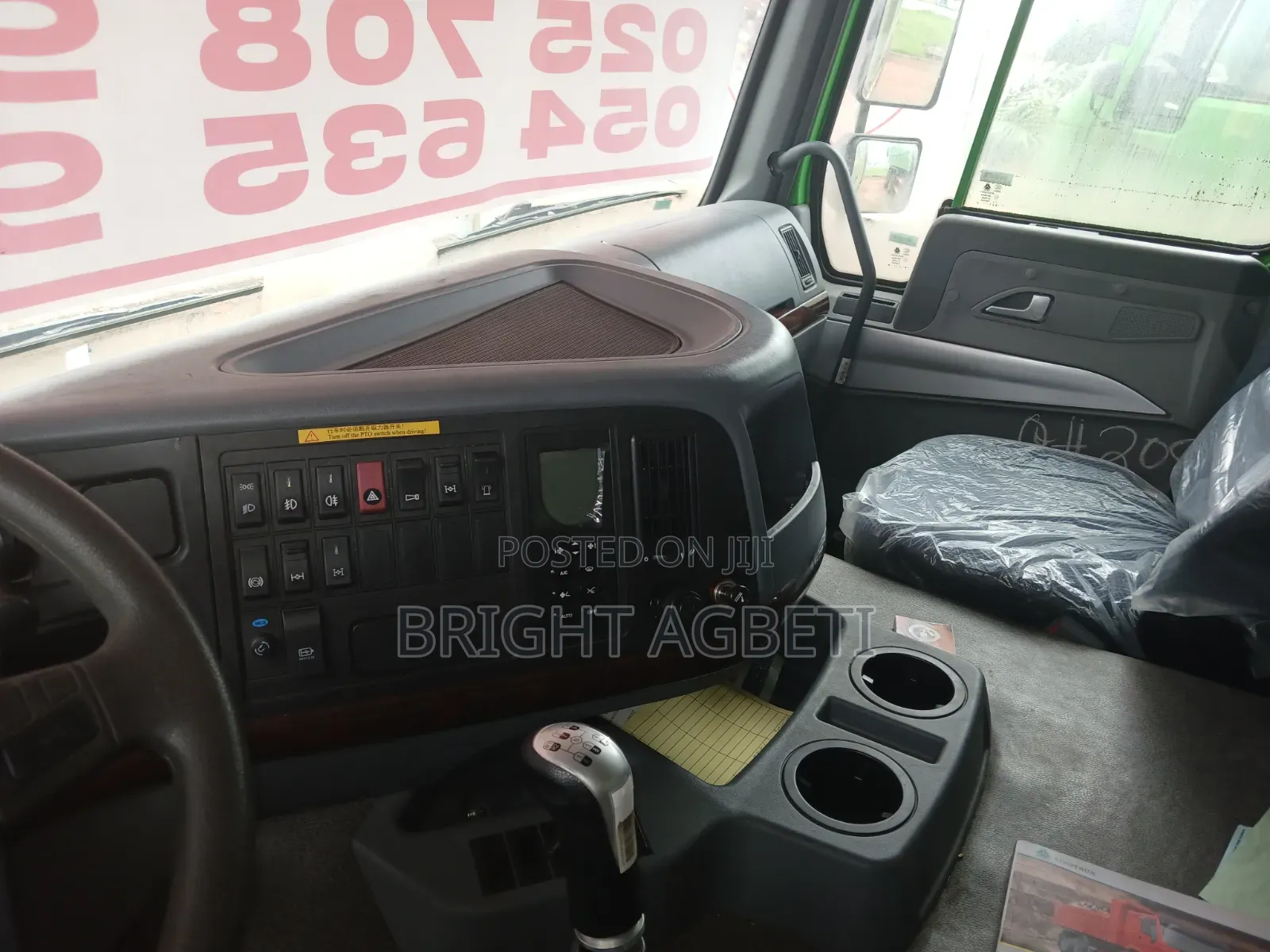 371 HP Sinotruck Howo Dump Truck