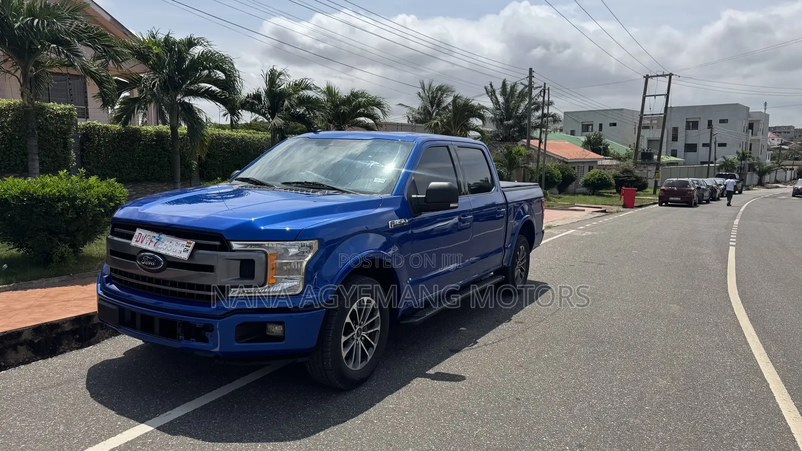 Ford E-150 2020 Blue