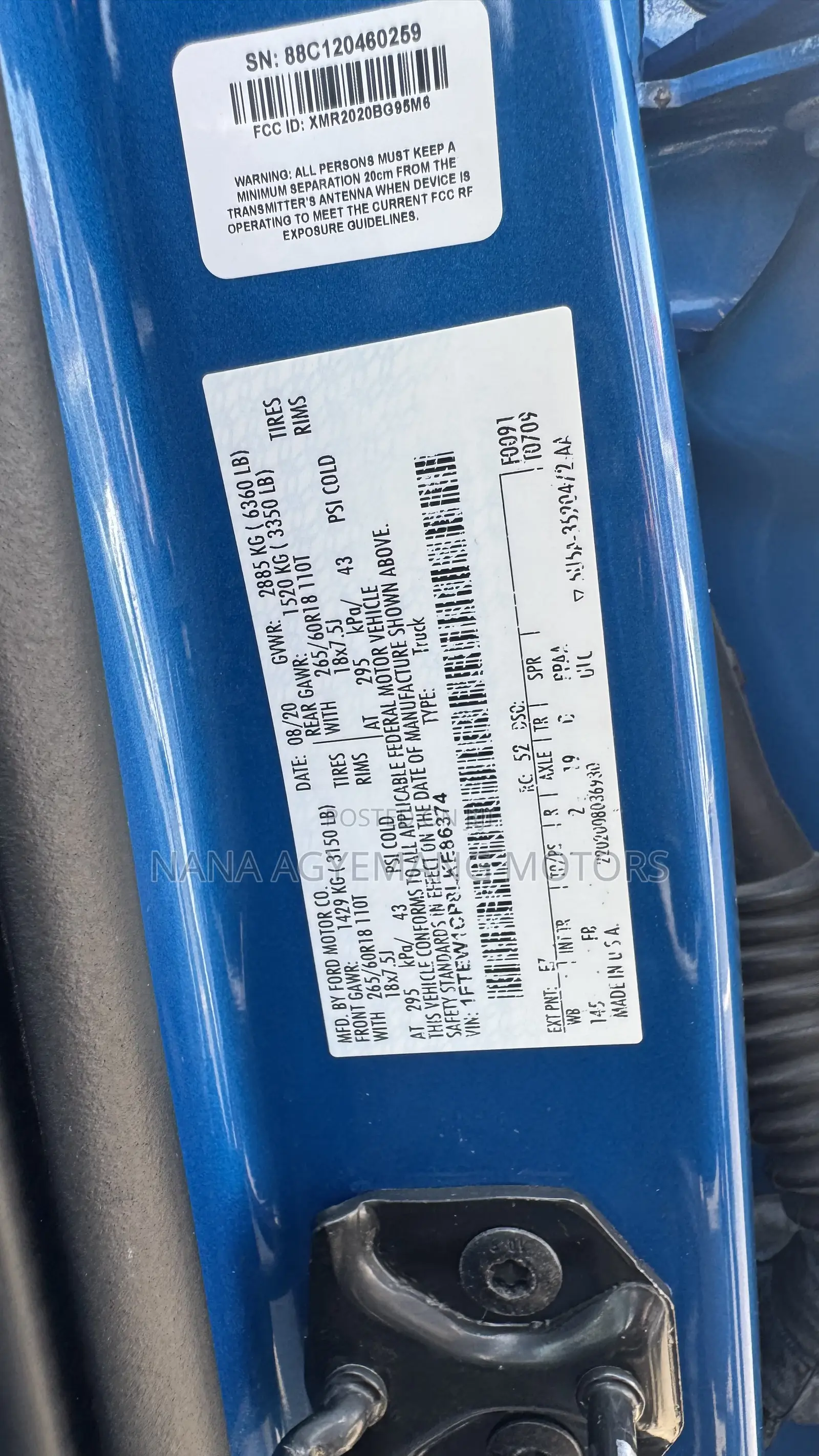 Ford E-150 2020 Blue