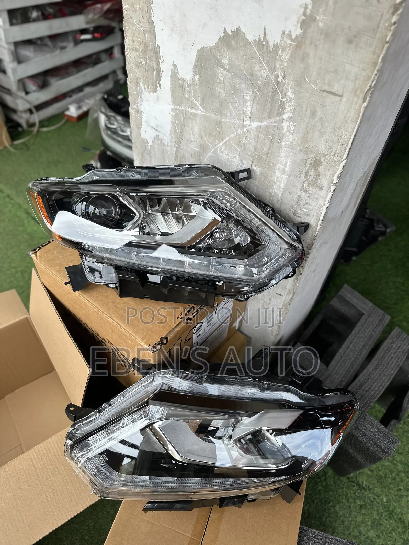Nissan Rogue 2014-2016 Model Headlights