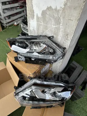 Nissan Rogue 2014-2016 Model Headlights