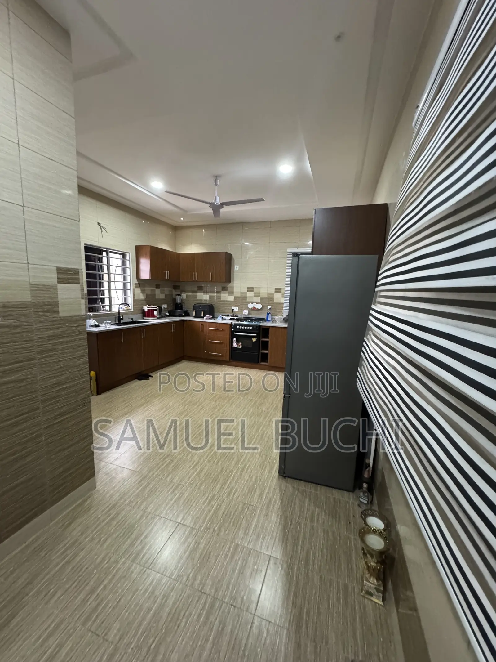Fully Furnished 2bedrooms Apartment for Rent at Taifa