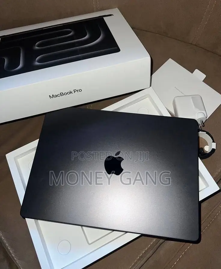 New Apple iPad Pro 13 (2024) 4 GB Black