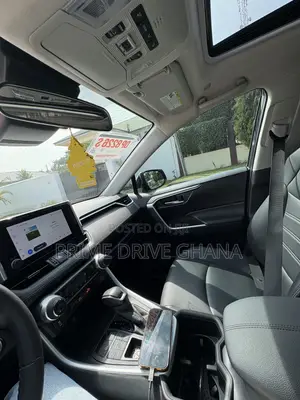 Toyota RAV4 XLE AWD 2023 Black