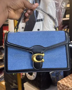 Quality Ladies Coach Bag Fully Boxed