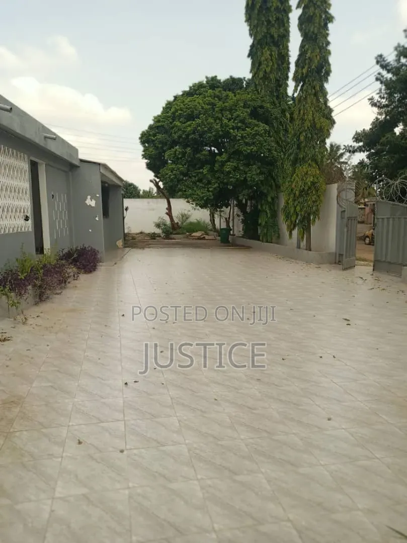 3bdrm House in North Kaneshie for rent