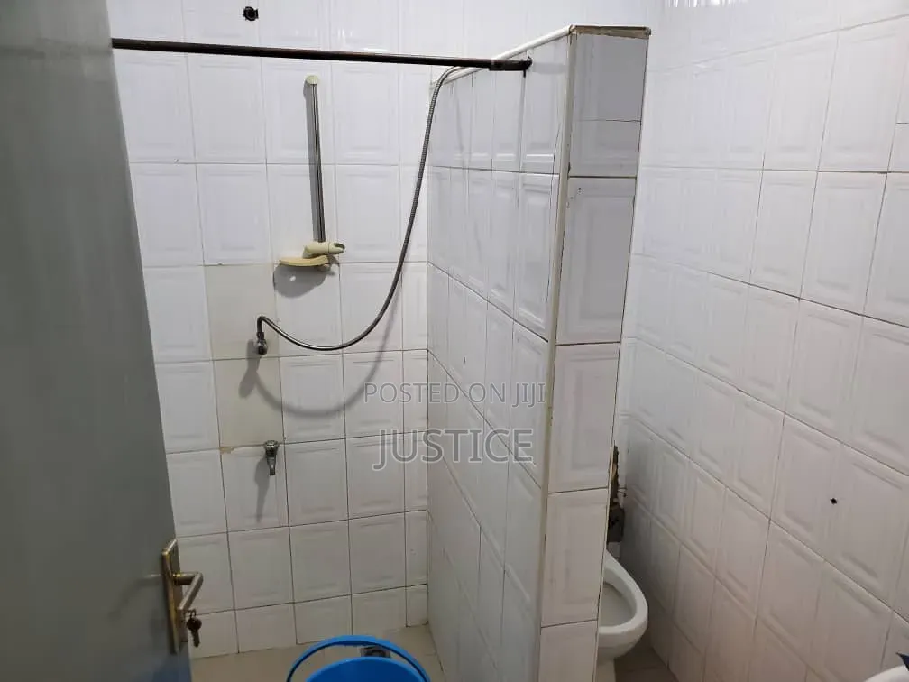3bdrm House in North Kaneshie for rent