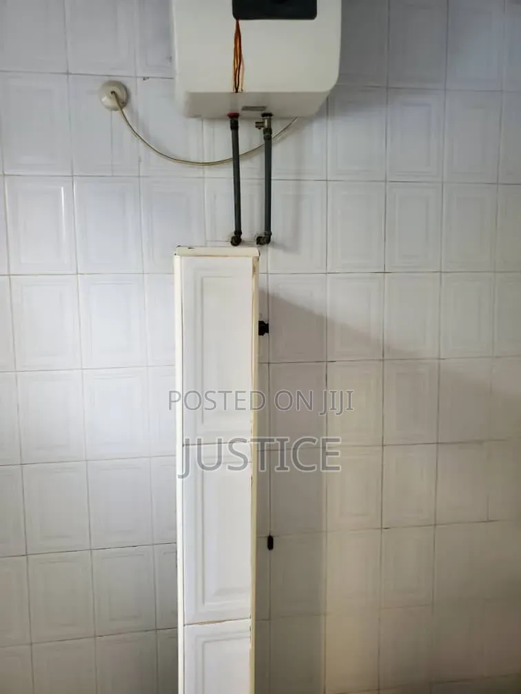 3bdrm House in North Kaneshie for rent