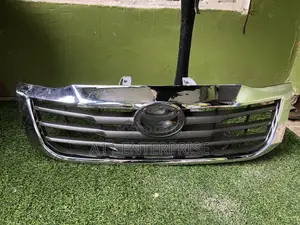 Toyota Hilux 2012 Front Grill