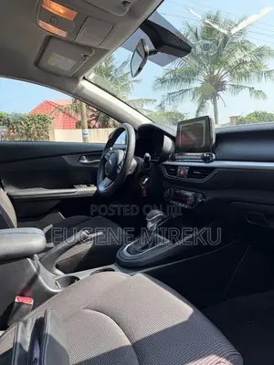 Kia Forte LXS 2019 Silver
