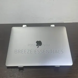 Laptop Apple MacBook Pro 2017 8GB Intel Core i5 SSD 256GB