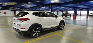 Hyundai Tucson Limited AWD 2016 White