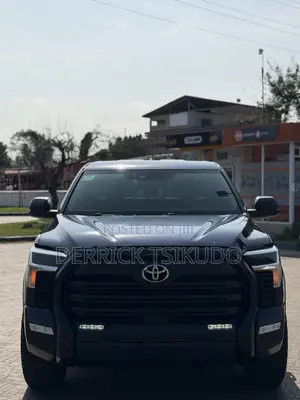 Toyota Tundra SR5 2022 Blue