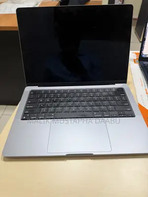 Laptop Apple MacBook Pro 2023 M2 16GB Intel Core M2 SSD 1T