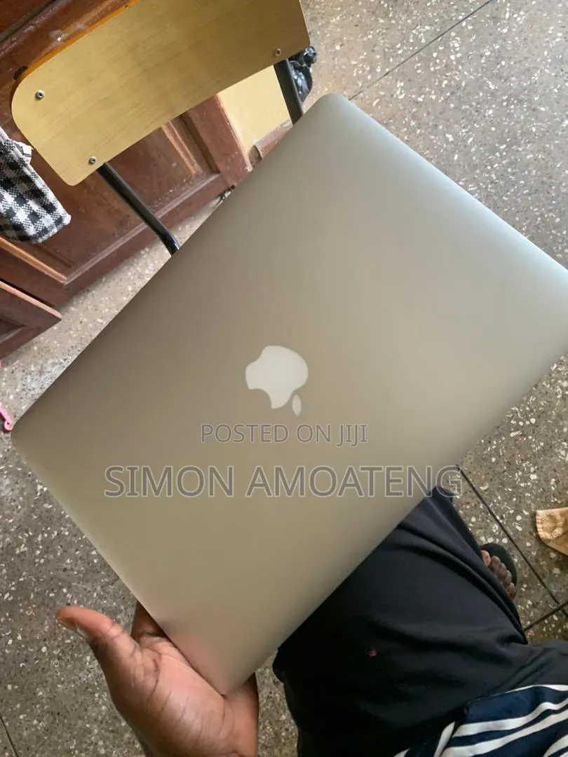 Laptop Apple MacBook Air 4GB Intel Core i5 HDD+SSD 128GB