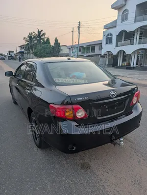 Toyota Corolla 2010 Black