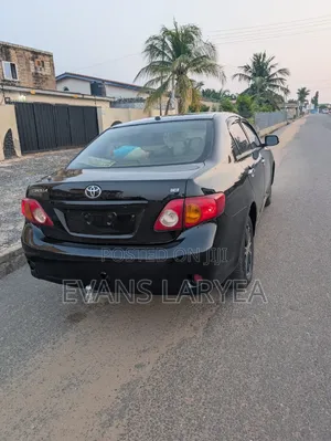 Toyota Corolla 2010 Black