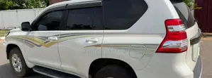 Toyota Land Cruiser Prado 2018 White