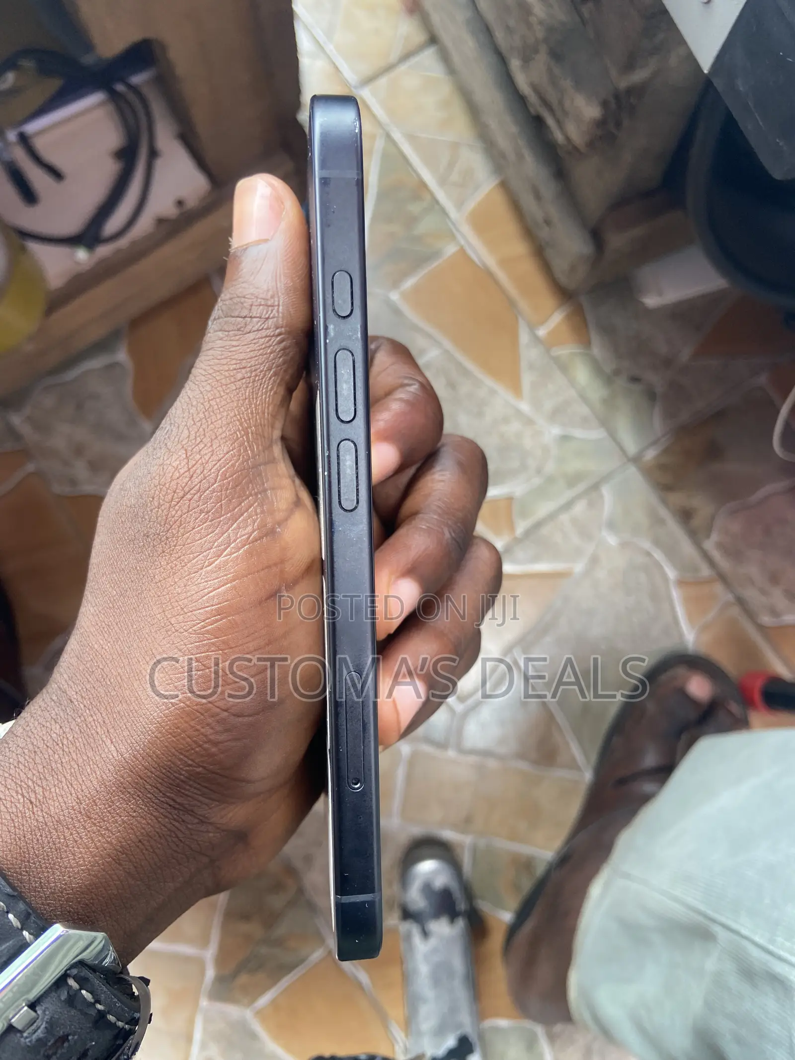 New Apple iPhone 16 128 GB Black