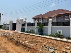 3bdrm Duplex in Community 25 for rent